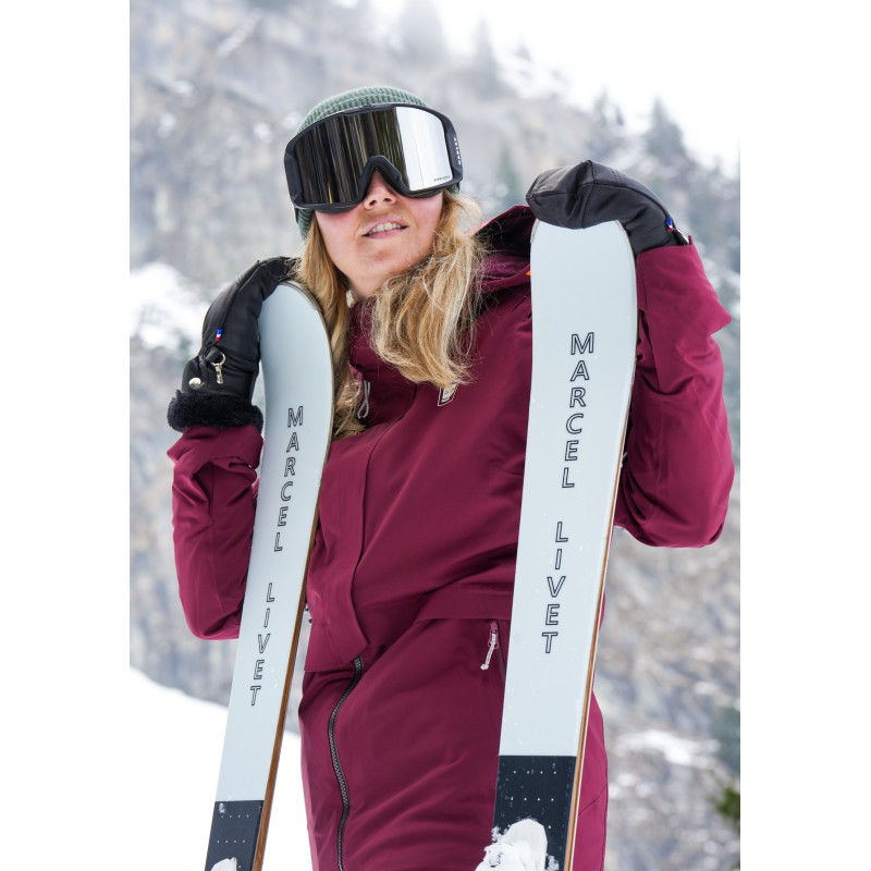 Ski Light 83, un ski femme sportif et polyvalent