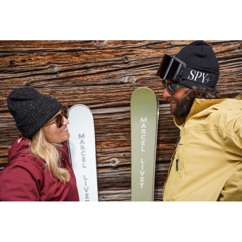 Ski Light 83, un ski femme sportif et polyvalent